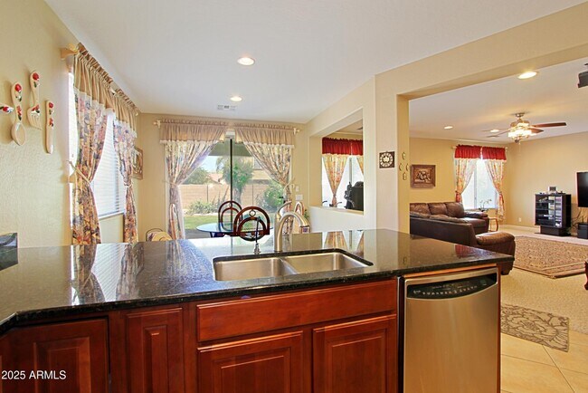 Building Photo - 18560 E Strawberry Dr
