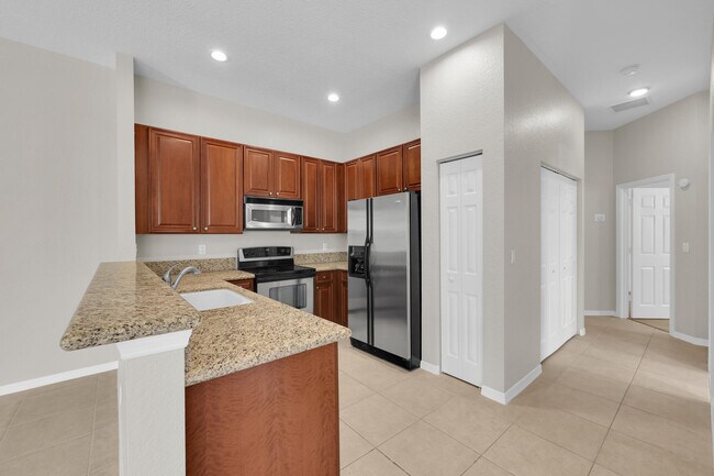Building Photo - 4851 Bonsai Cir