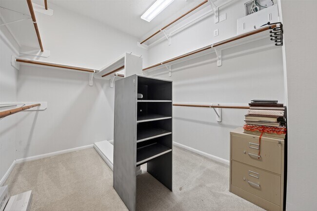 Building Photo - 7907 Swan Hollow Ct