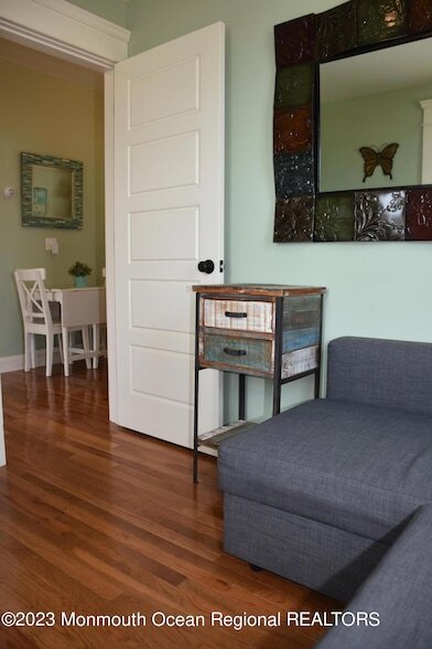 Building Photo - 58 5th St