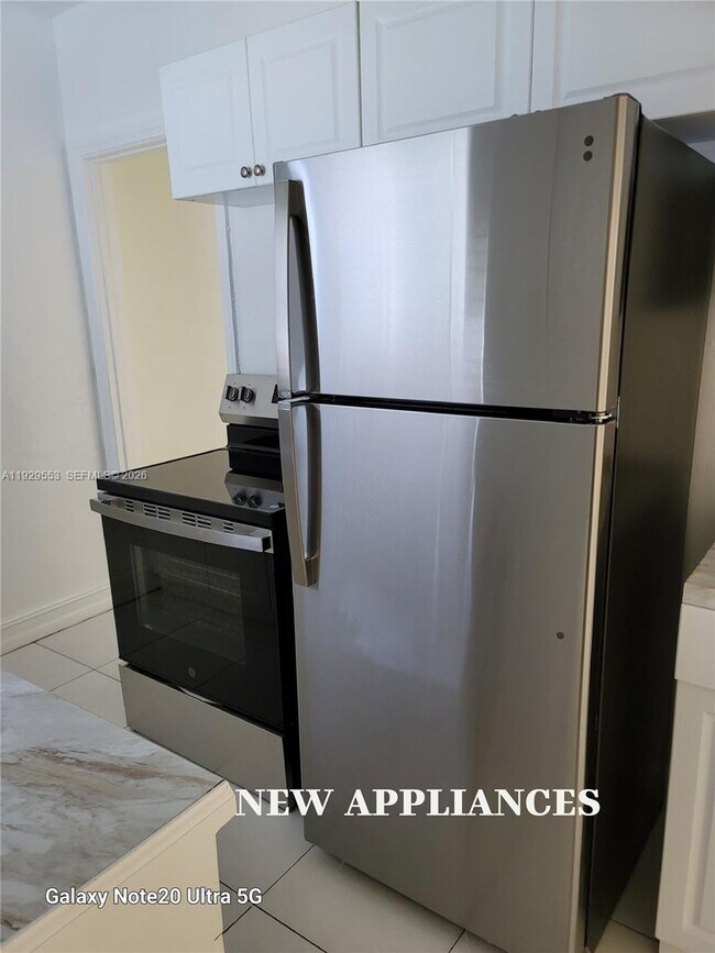 Building Photo - 2149 NE 179th St