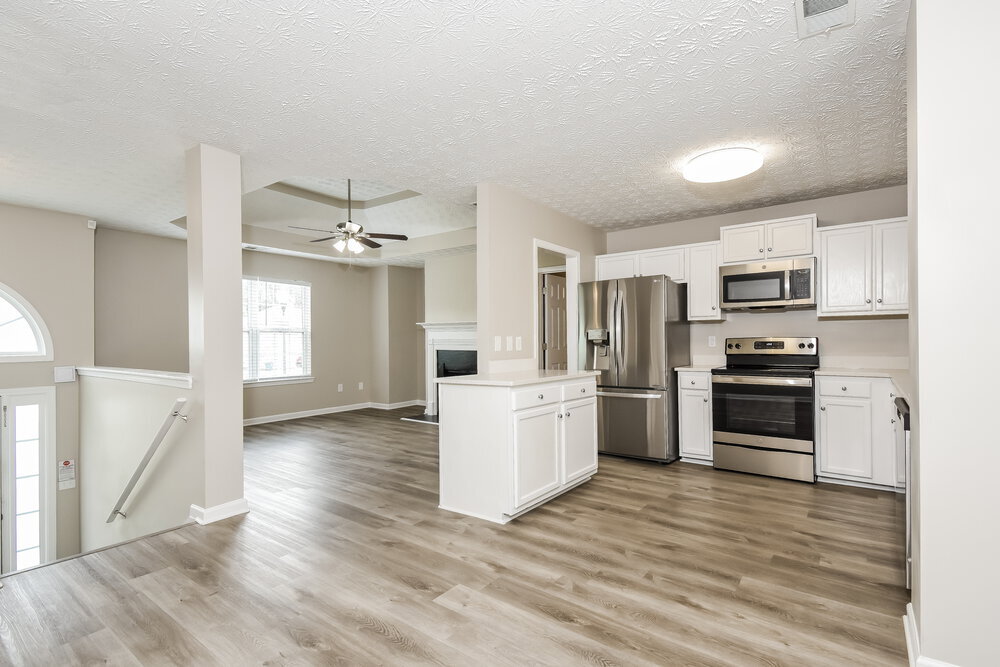 Building Photo - 23 Dewey Dr