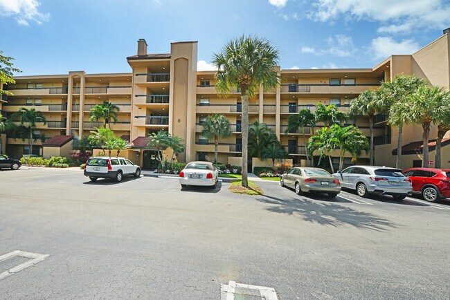 Building Photo - 750 Egret Cir
