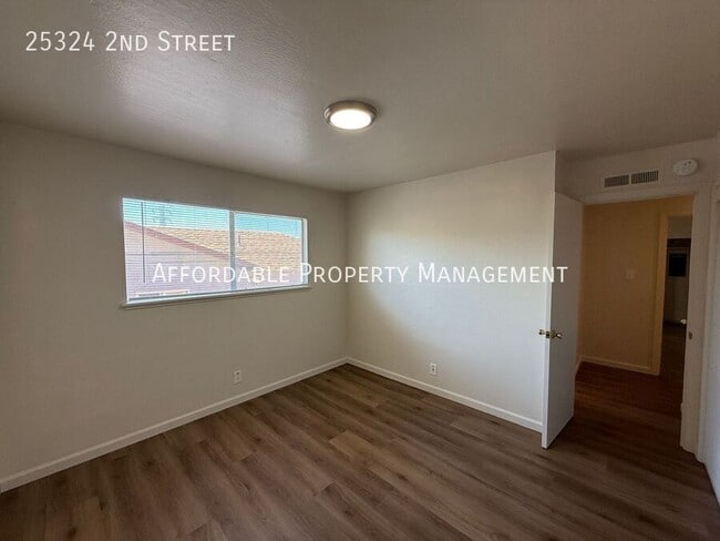Building Photo - 25324 2nd St