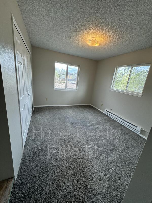 Building Photo - 1169 Mazatlan Cir