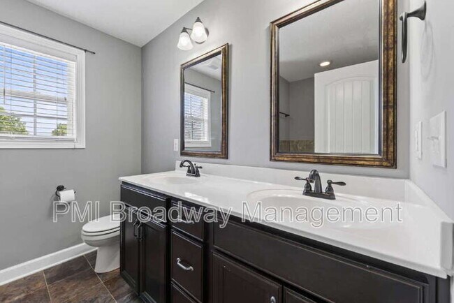 Building Photo - 1259 Eagle's View Dr
