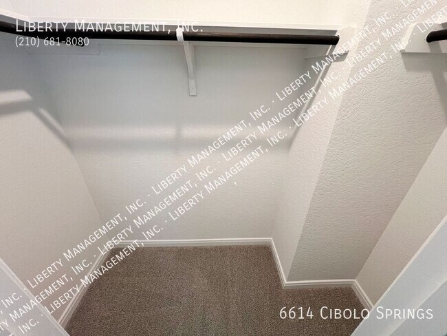Building Photo - 6614 Cibolo Springs
