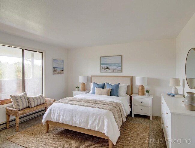 Building Photo - 35601 G St