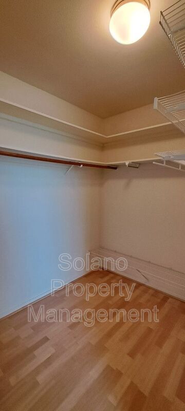 Building Photo - 320 Stamper Cir