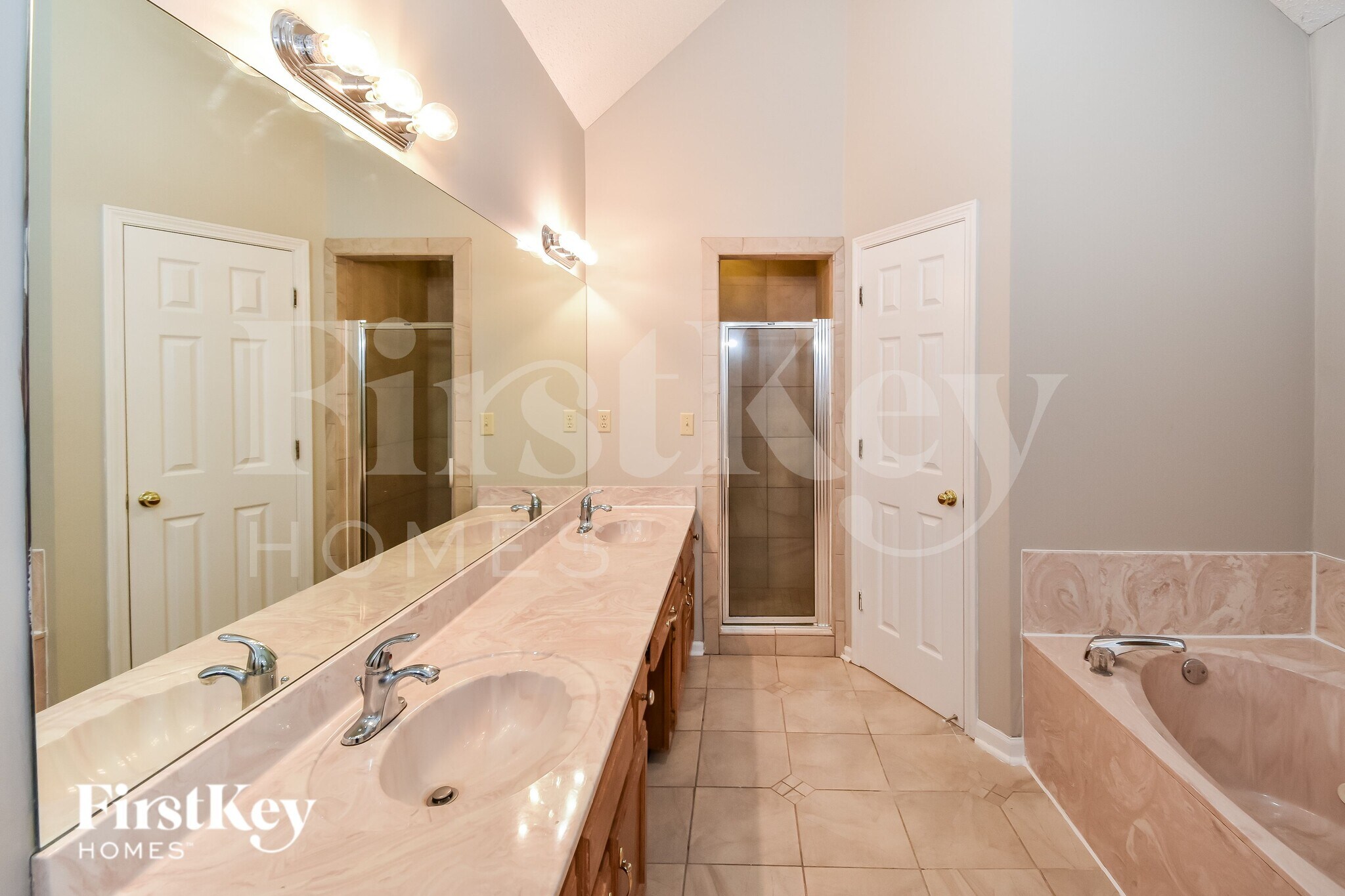 Building Photo - 1465 Fox Trace Dr