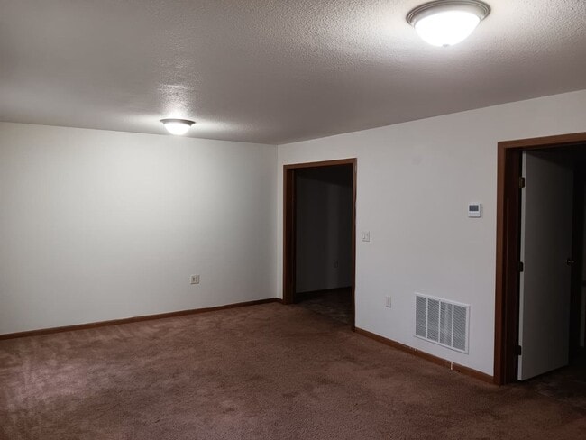 Building Photo - For Rent - Four-Bedroom Two-Bathroom Home Available NOW!