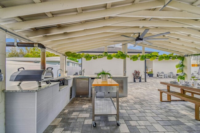 Building Photo - 1107 W Braddock St