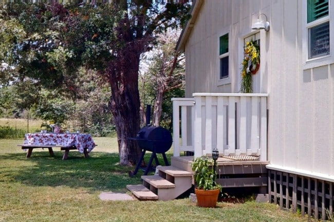 Building Photo - 5291 Dymple Ln