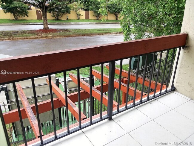 Building Photo - 8500 SW 149th Ave