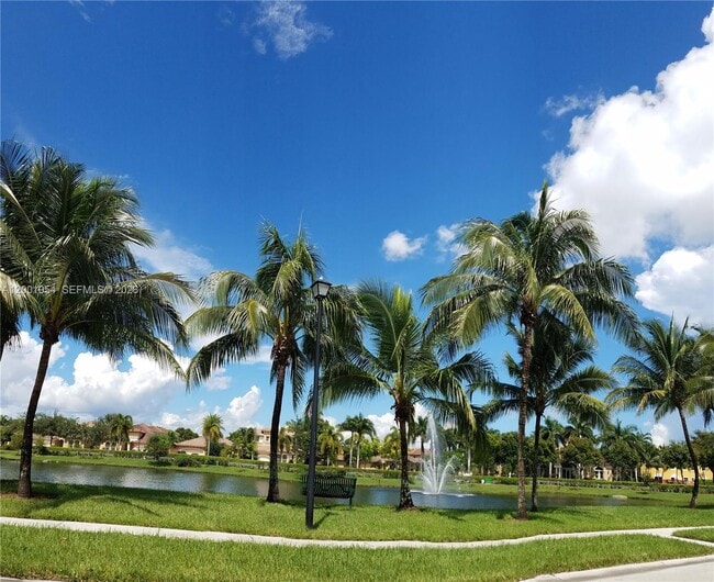 Building Photo - 12722 SW 49th Ct