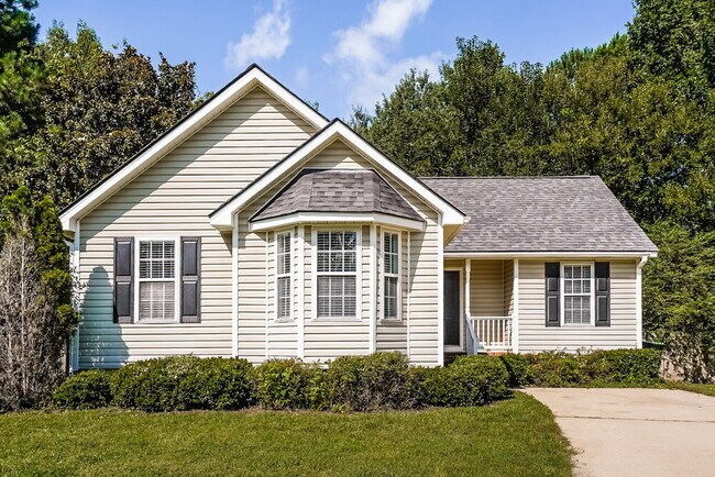 Building Photo - 412 Birdsong Way