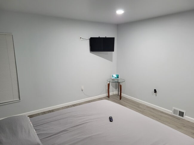 Building Photo - 16916 Collingham Dr