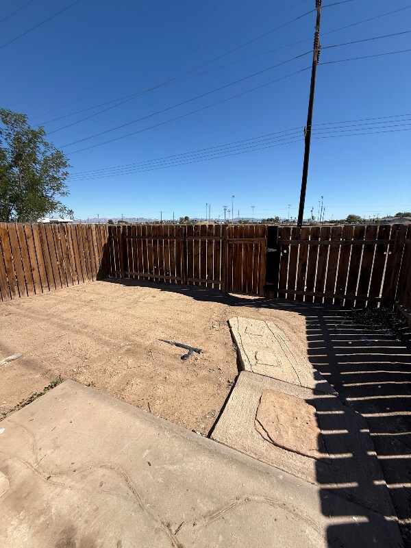 Building Photo - 274 E California St