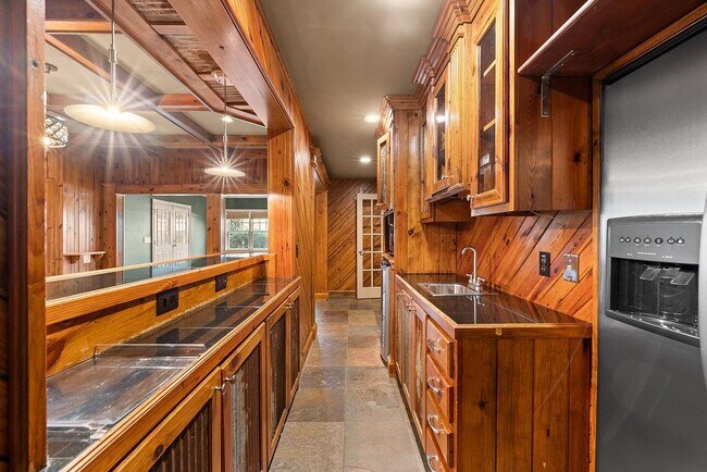 Building Photo - 1037 Windermere Crossing