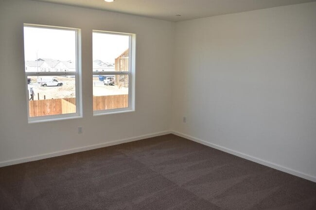 Building Photo - 708 Athena Dr