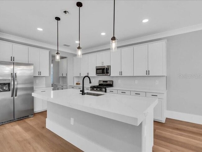 Building Photo - 15254 Sea Salt Wy