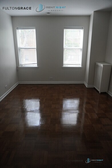 Primary Photo - 534 W Stratford Pl
