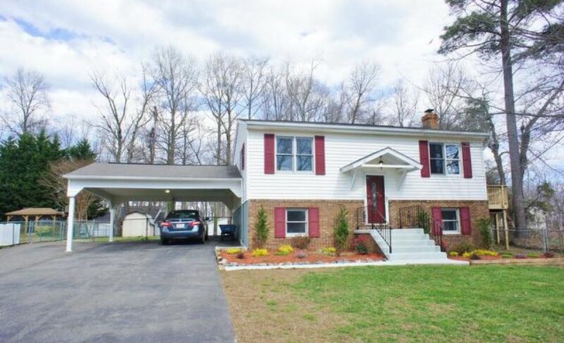 Building Photo - 8218 Heron Ln