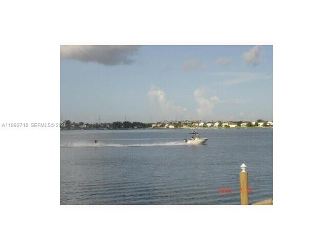 Building Photo - 15071 SW 136th Pl