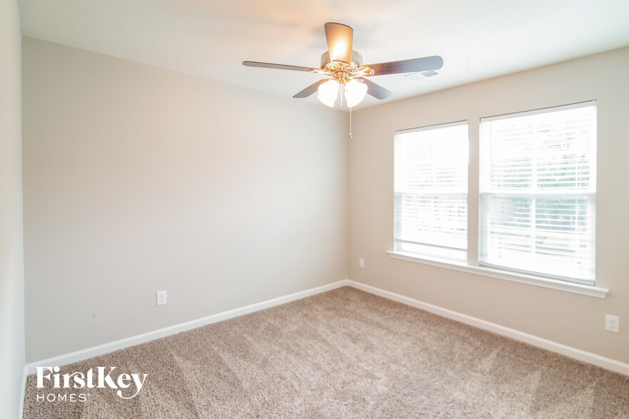 Building Photo - 109 Ashley Bluffs Rd