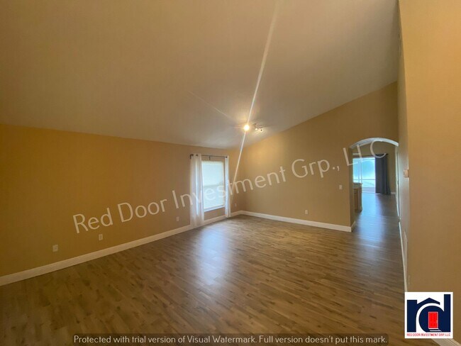 Building Photo - Beautiful 4 bedroom 2 Bath Single Family Home ~Oviedo~