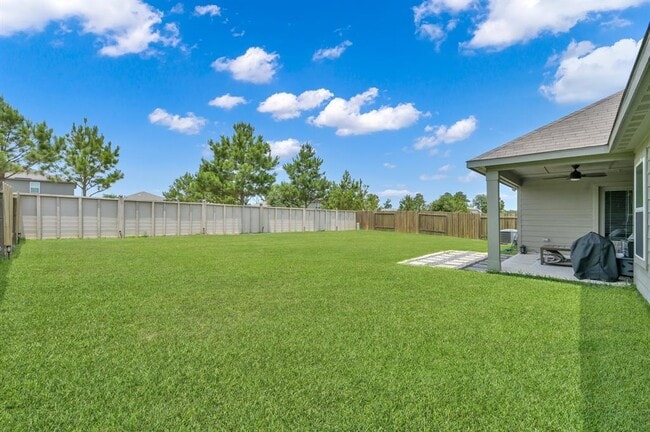 Building Photo - 22510 Red Sparrow Dr