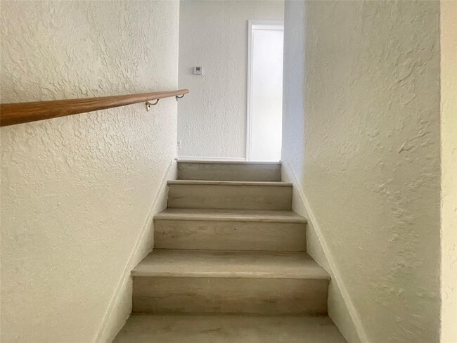 Building Photo - 8010 SW 7th St