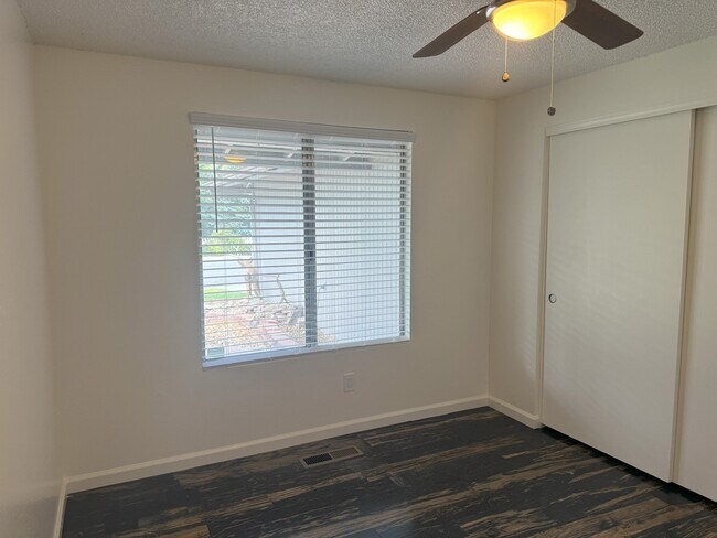 Building Photo - 2460 Brookside Way