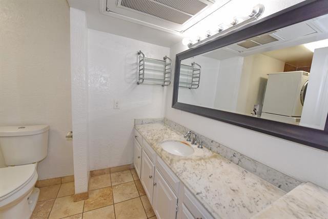 Building Photo - 4851 Cedar Springs Rd