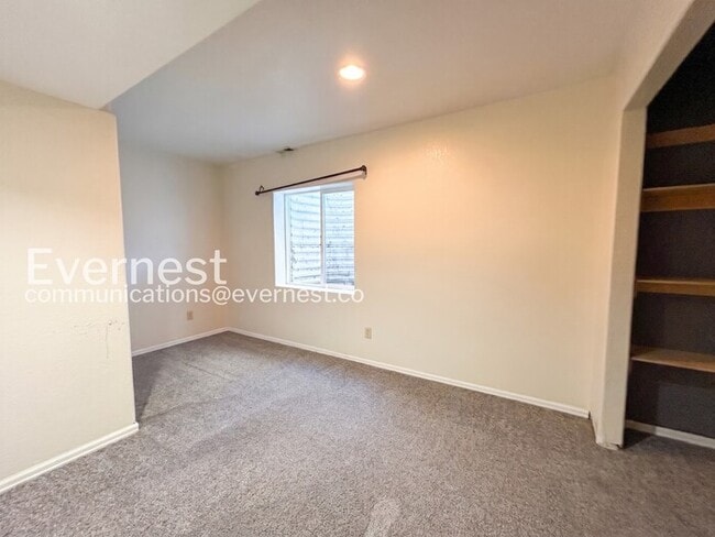 Building Photo - 6598 Fielding Terrace