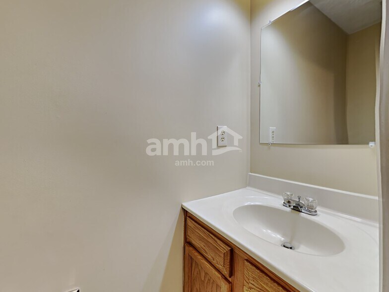 Building Photo - 48 Amelia Park Dr