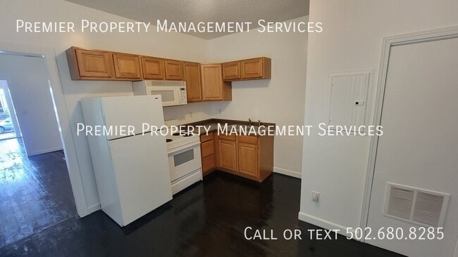 Building Photo - 642 Atwood St