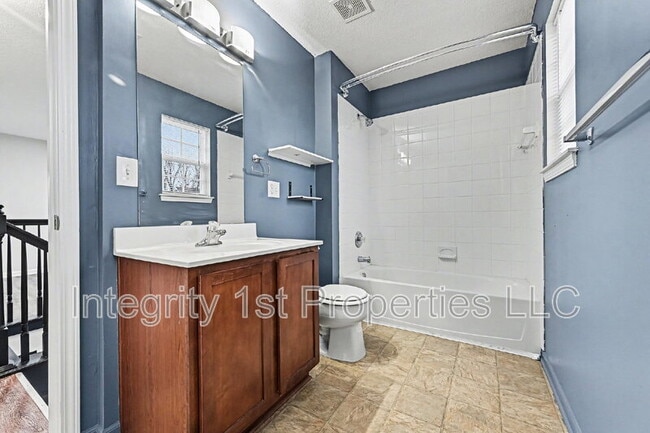 Building Photo - 3622 NW 85 St