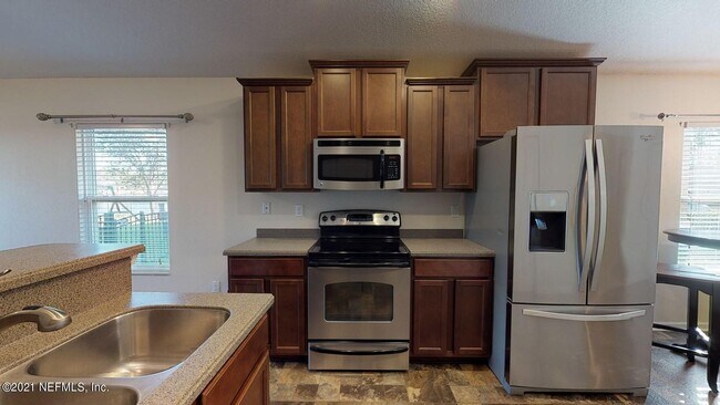 Building Photo - 517 S Aberdeenshire Dr