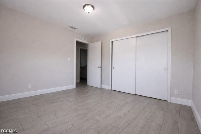 Building Photo - 5451 Eleventh Ave