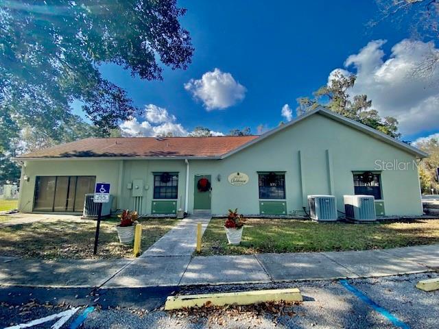 Building Photo - 2917 Kingswood Cir