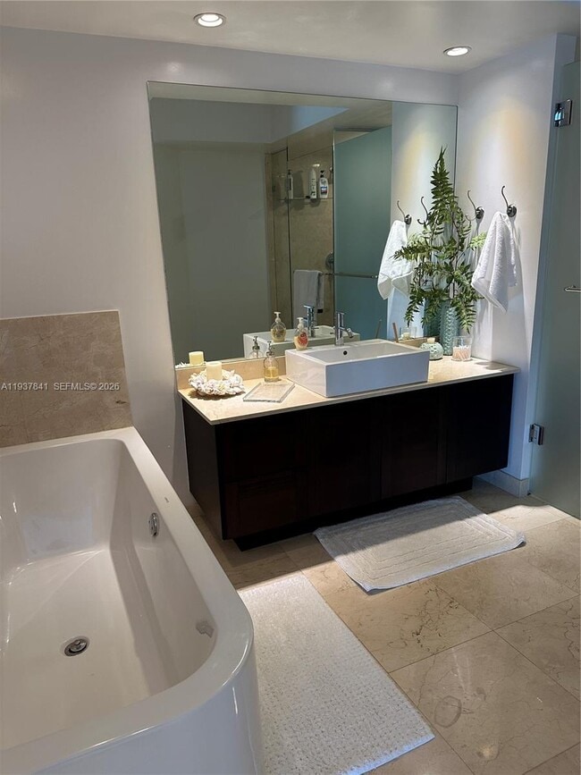 Building Photo - 150 Sunny Isles Blvd