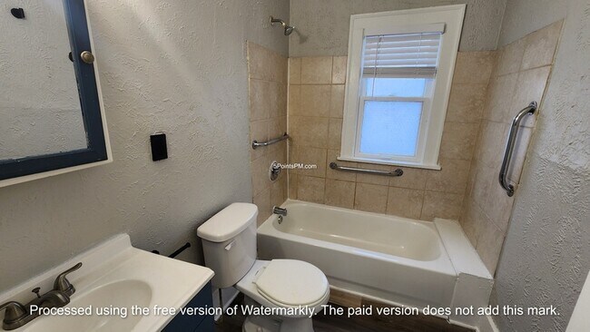 Building Photo - 2797 E 125th St