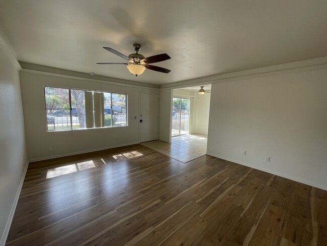 Building Photo - Arcadia - Vista