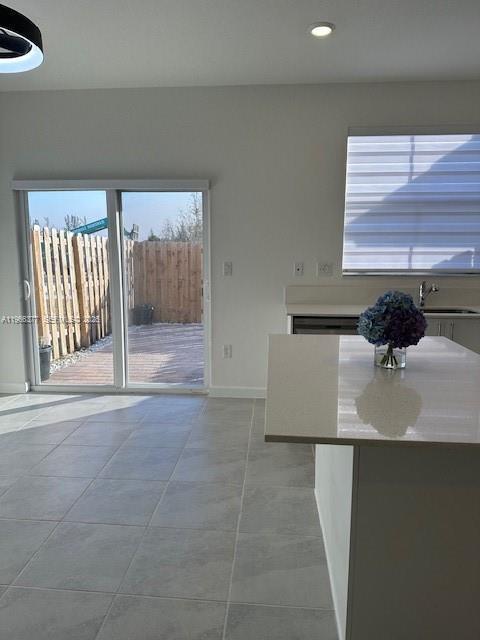 Building Photo - 2582 SE 29th St