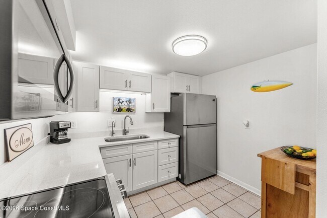 Building Photo - 2700 N Hwy A1A