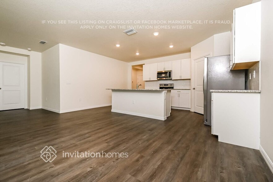 Building Photo - 7739 Harbor Moor Dr