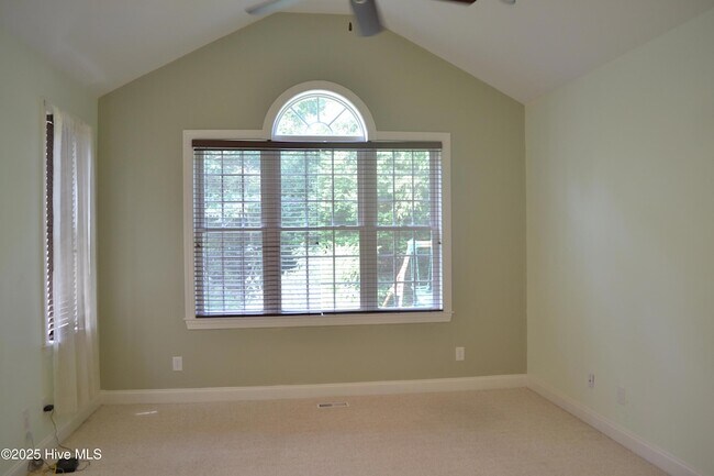 Building Photo - 1026 Sea Gull Dr