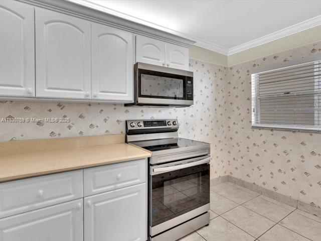 Building Photo - 9311 Orange Grove Dr