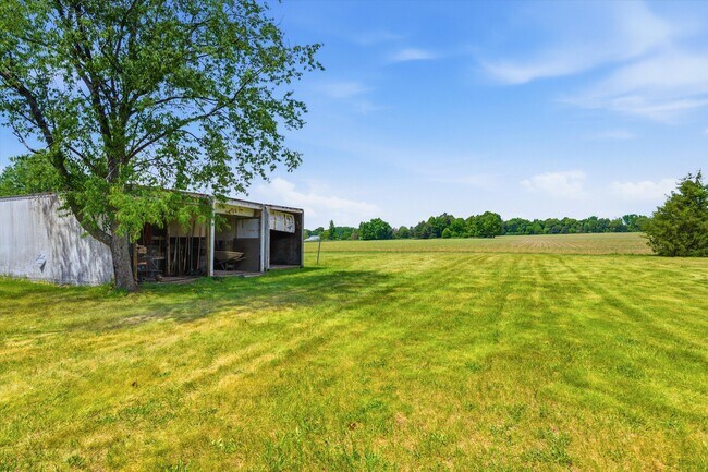 Building Photo - 5700 W M 36
